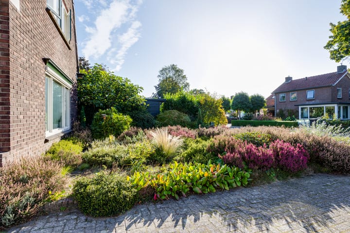 Foto 26 van Dorpsweg 65