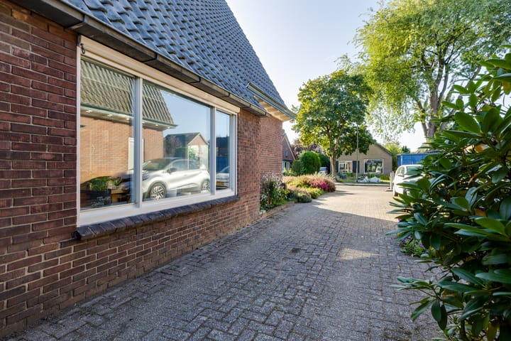 Foto 27 van Dorpsweg 65