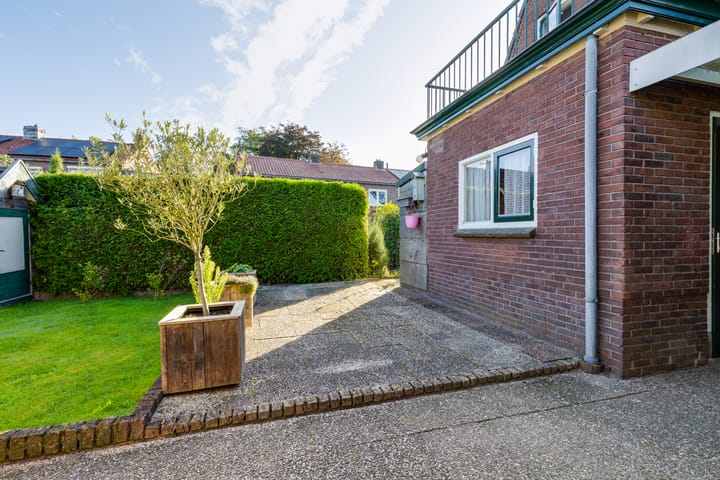 Foto 34 van Dorpsweg 65