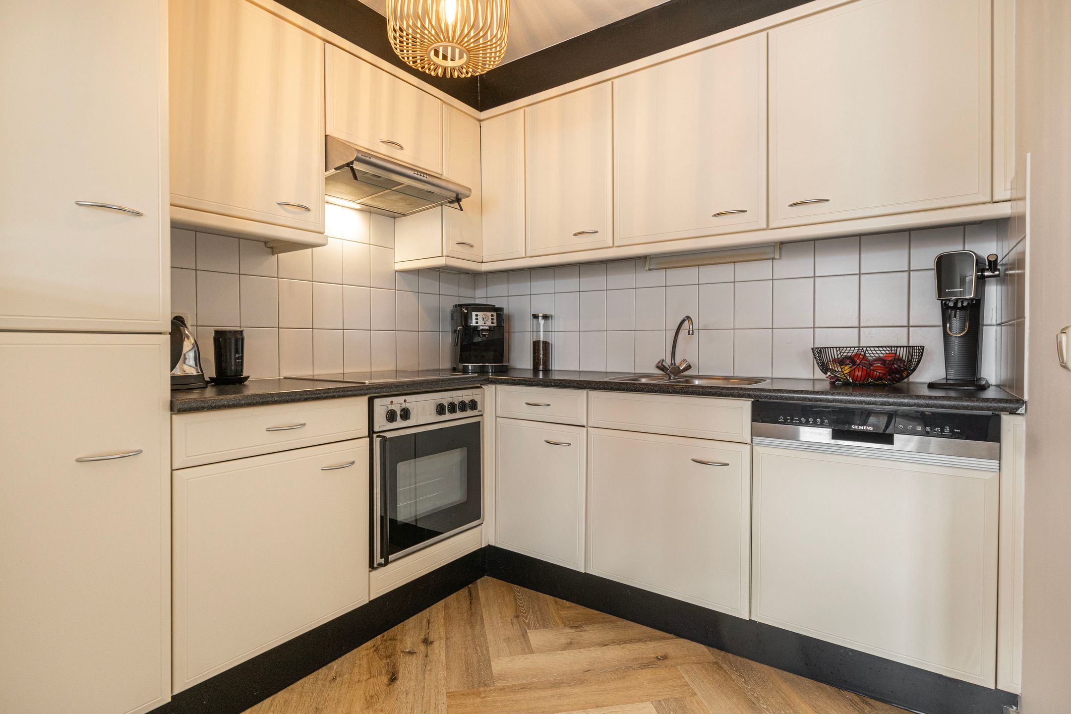 Foto 9 van Hoogstraat 24-02