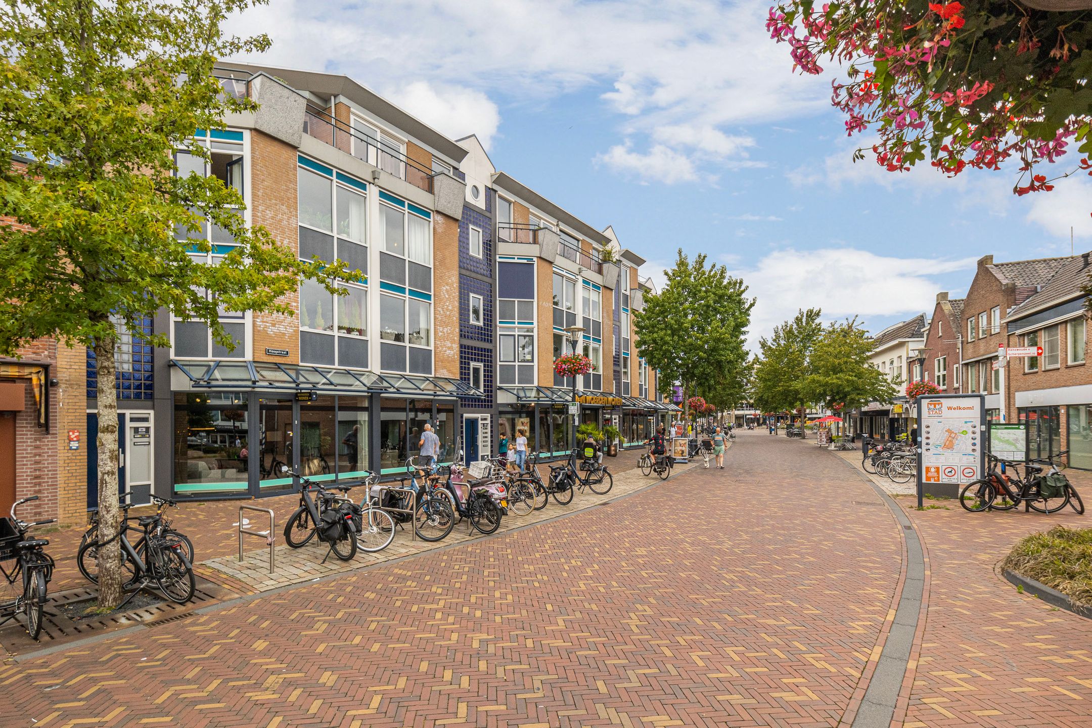 Foto 27 van Hoogstraat 24-02