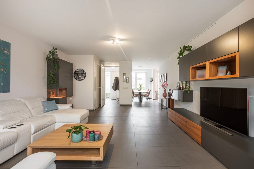 Photo 11 of Simon Carmiggeltplantsoen 7