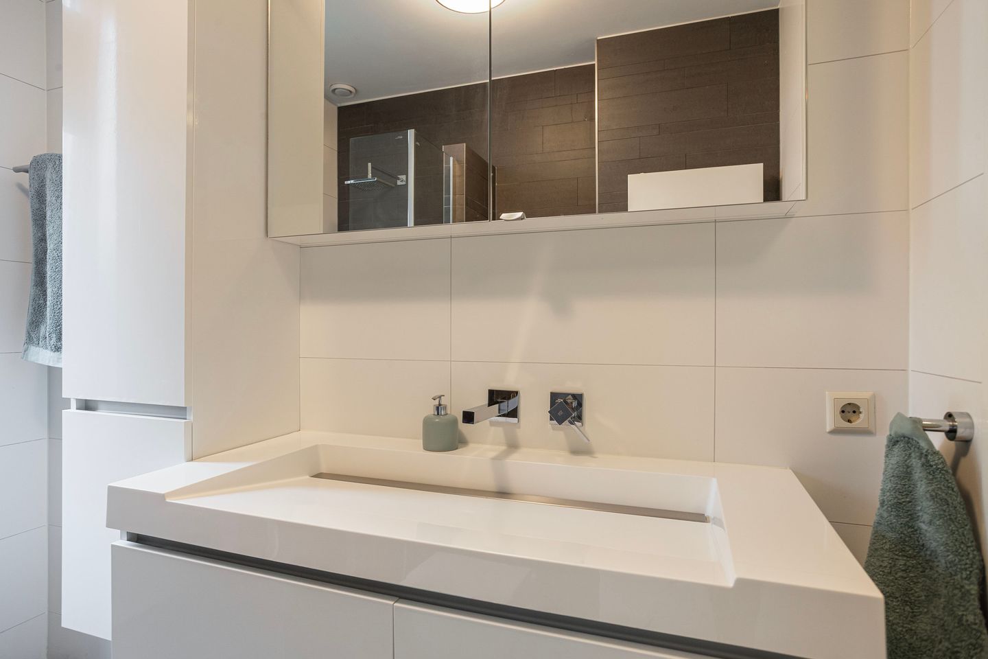 Photo 20 of Simon Carmiggeltplantsoen 7