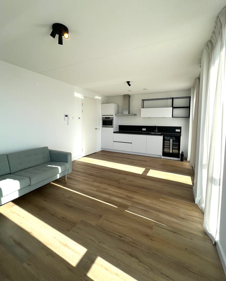 Photo 3 of Torenallee 69-052