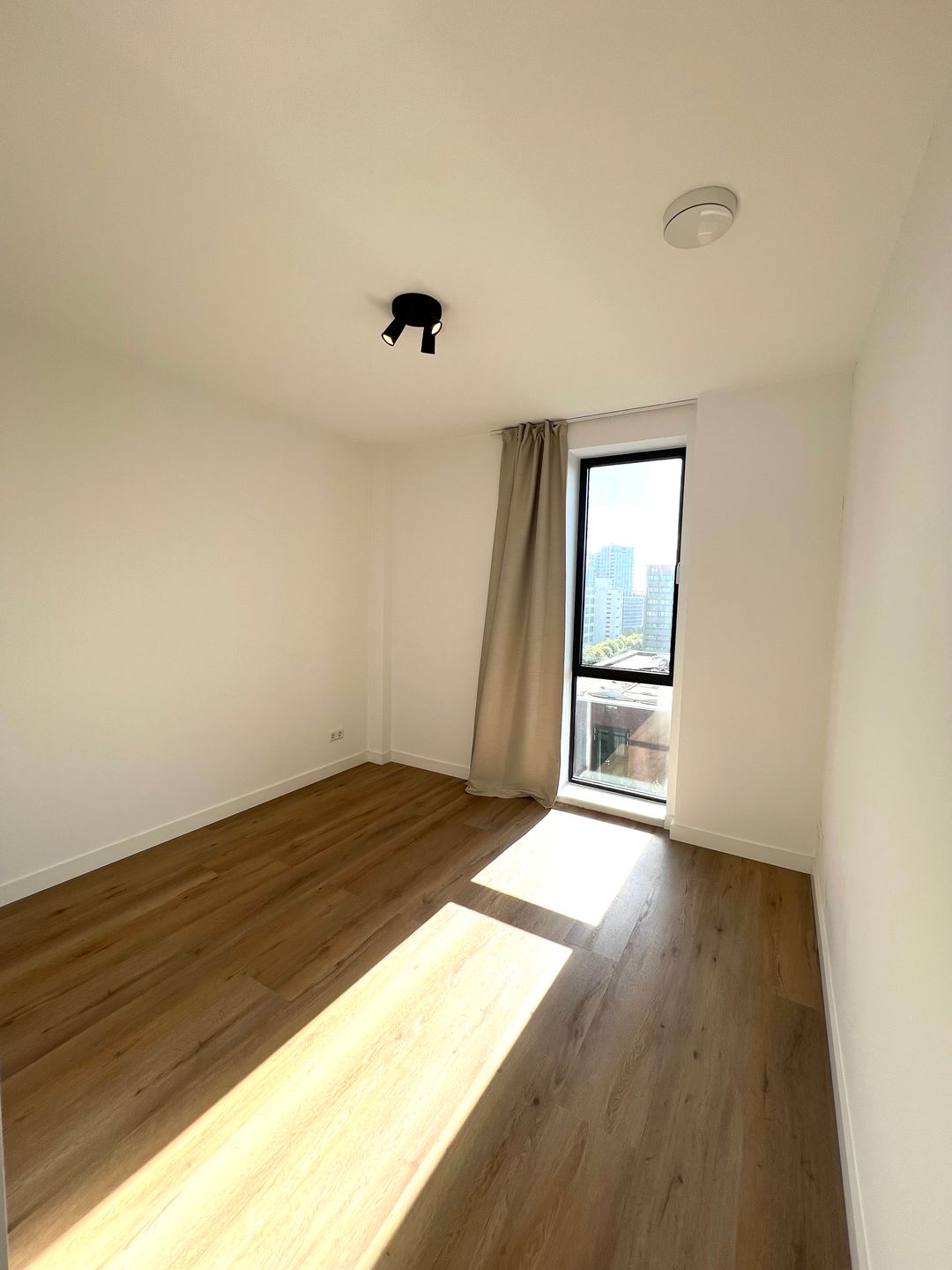 Photo 13 of Torenallee 69-052