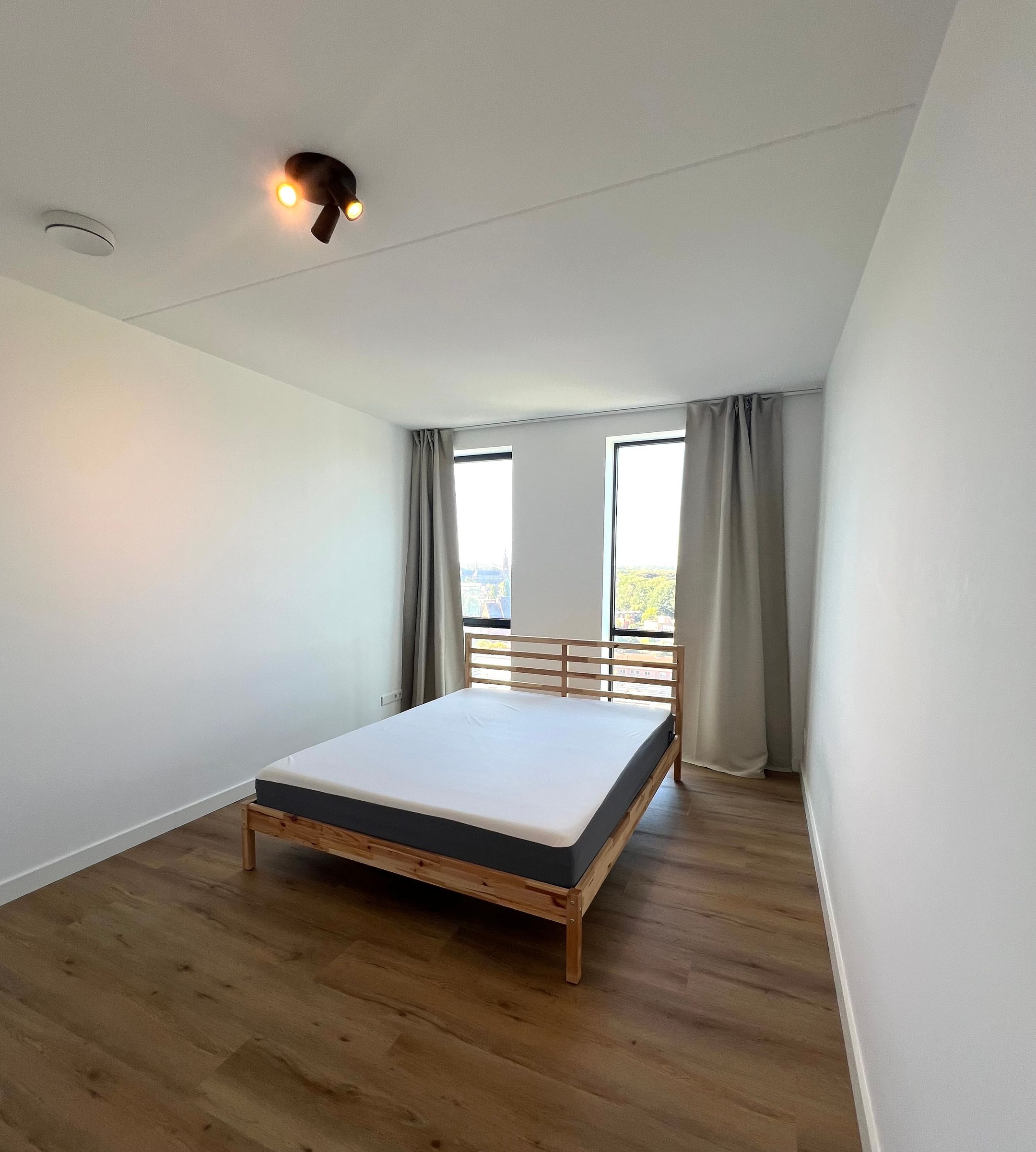 Photo 15 of Torenallee 69-052