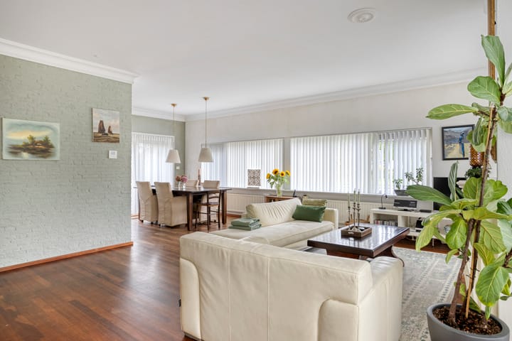 Foto 4 van Paauwenburgweg 1