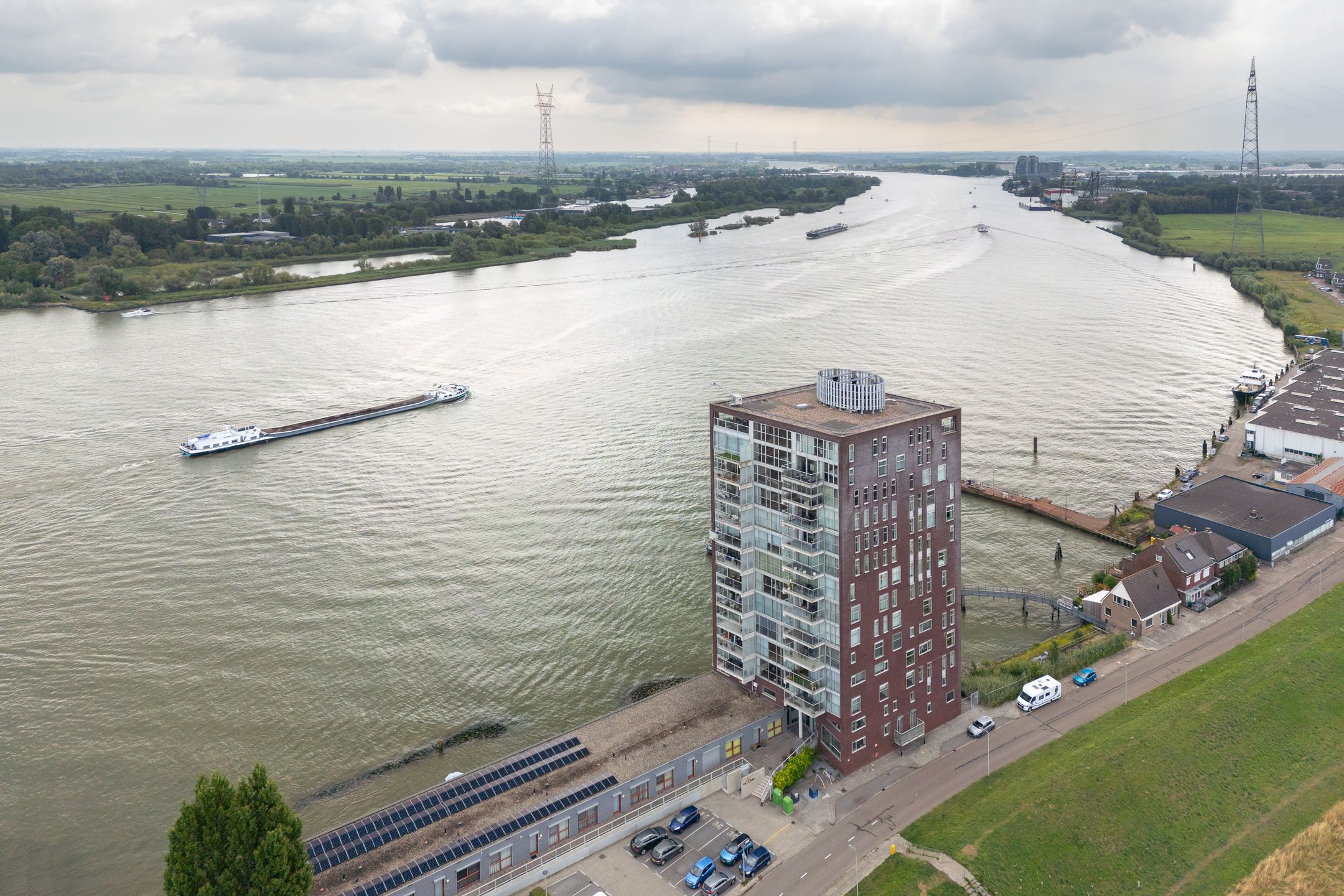 Foto 30 van Ringdijk 590