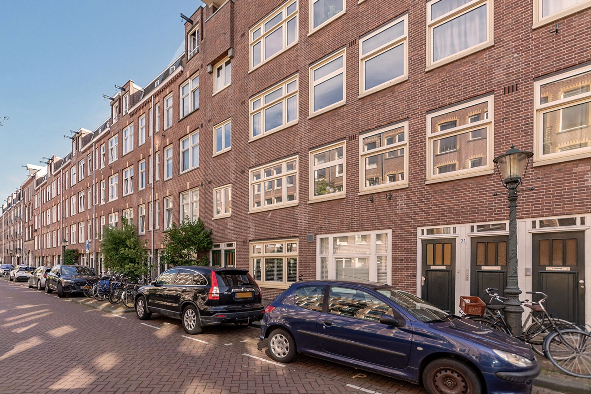 Photo 3 of Van Boetzelaerstraat 69-H