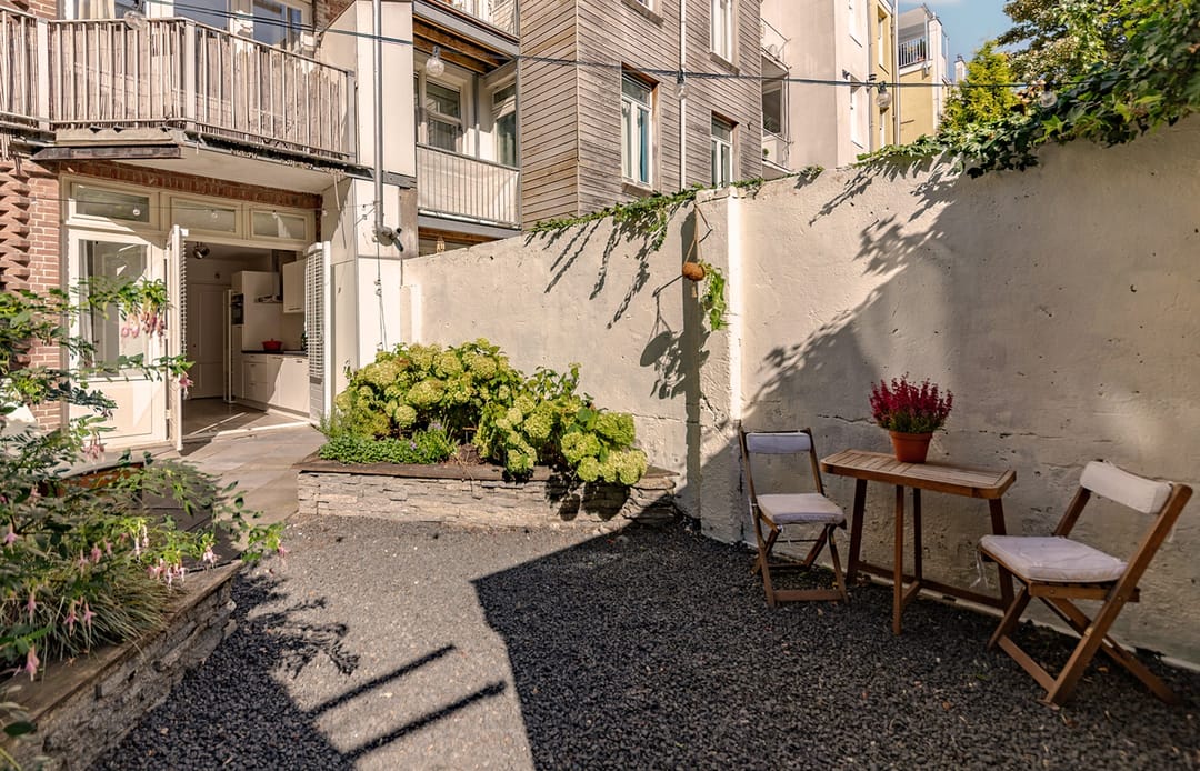 Photo 13 of Van Boetzelaerstraat 69-H