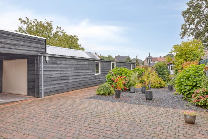 Foto 32 van Molenstraat 21