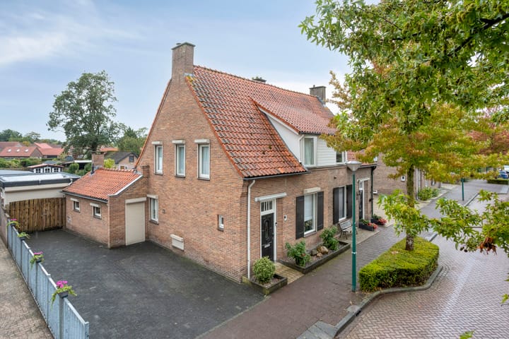 Foto 42 van Molenstraat 21