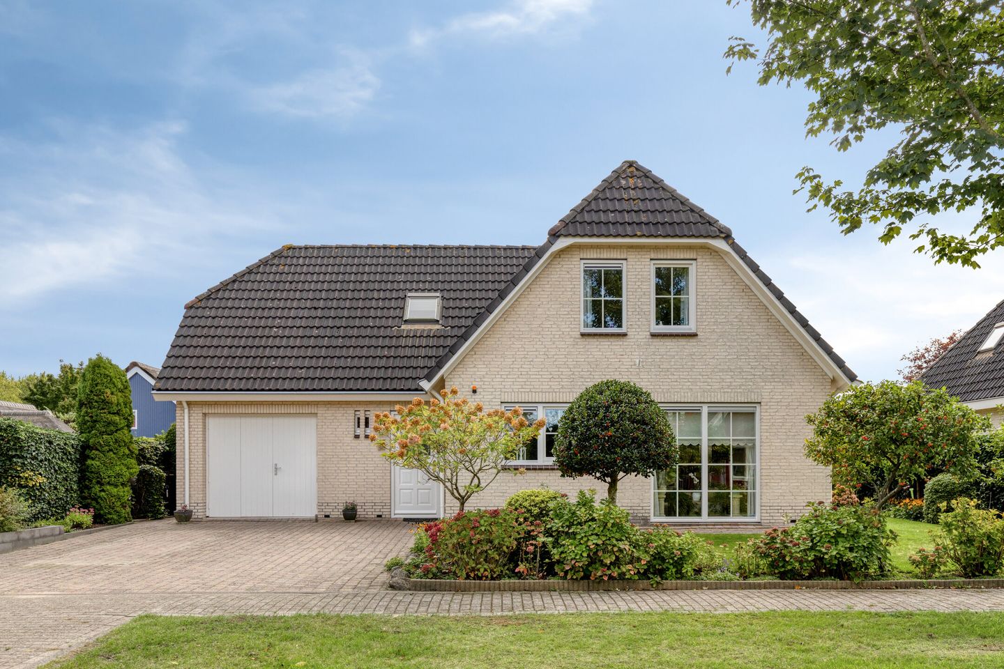 Photo 5 of Ananasstraat 6