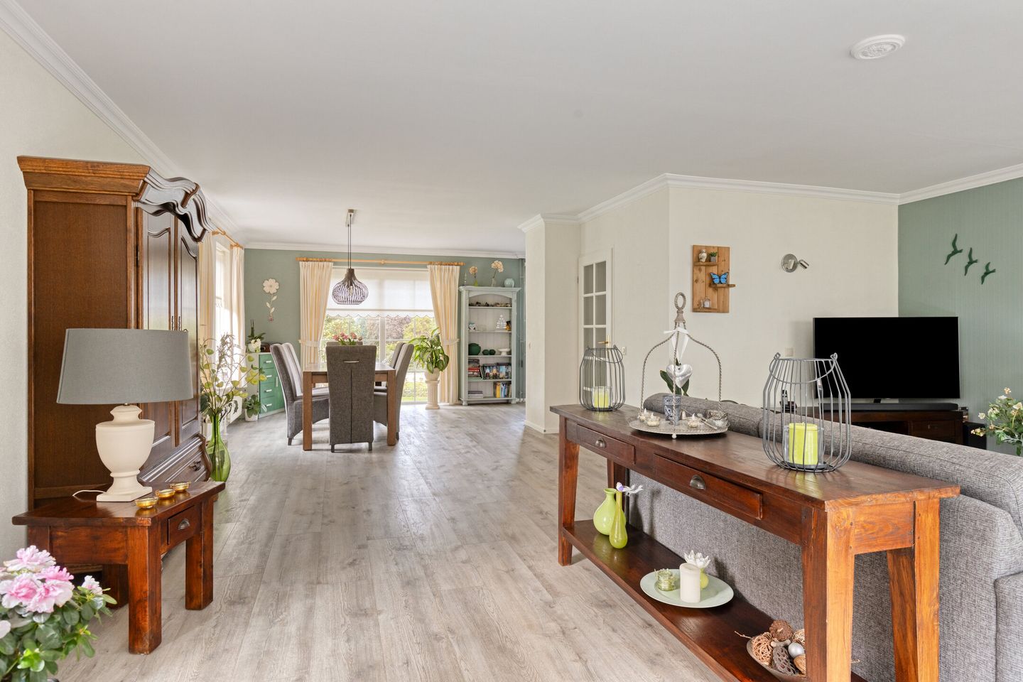 Photo 14 of Ananasstraat 6