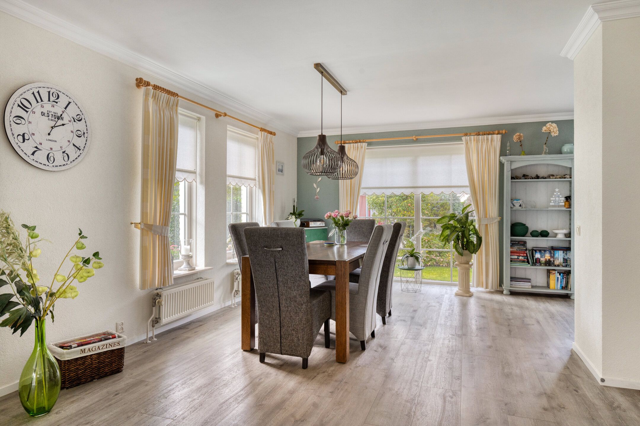 Photo 15 of Ananasstraat 6