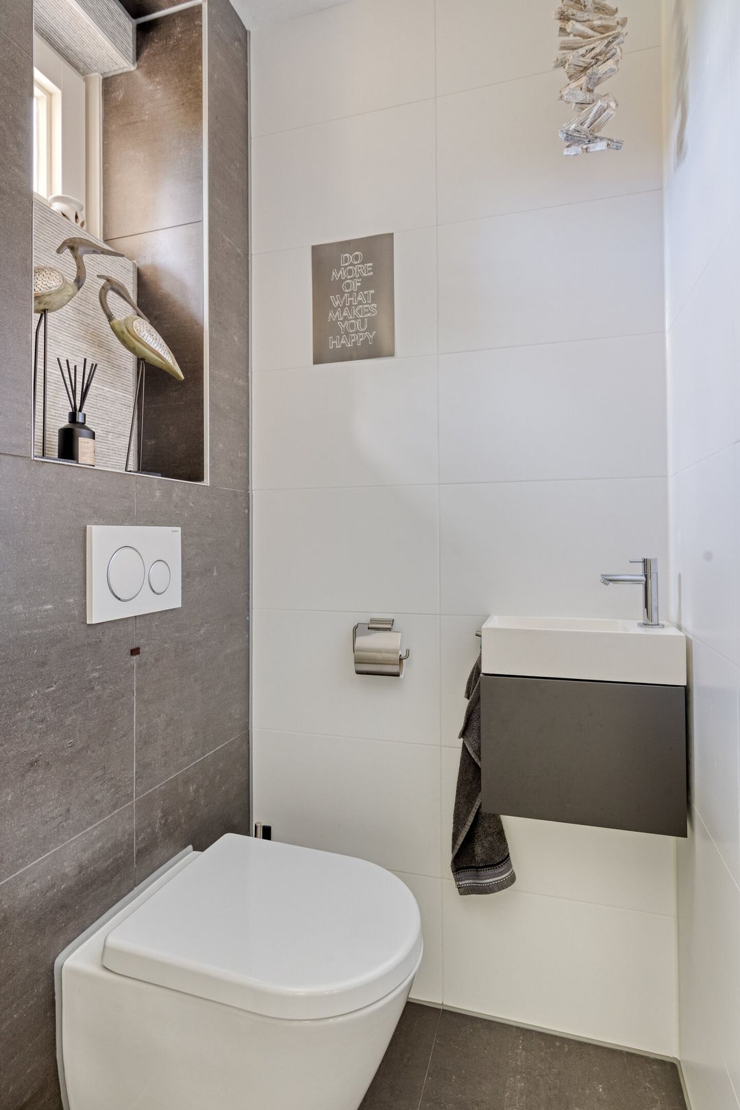 Photo 17 of Ananasstraat 6