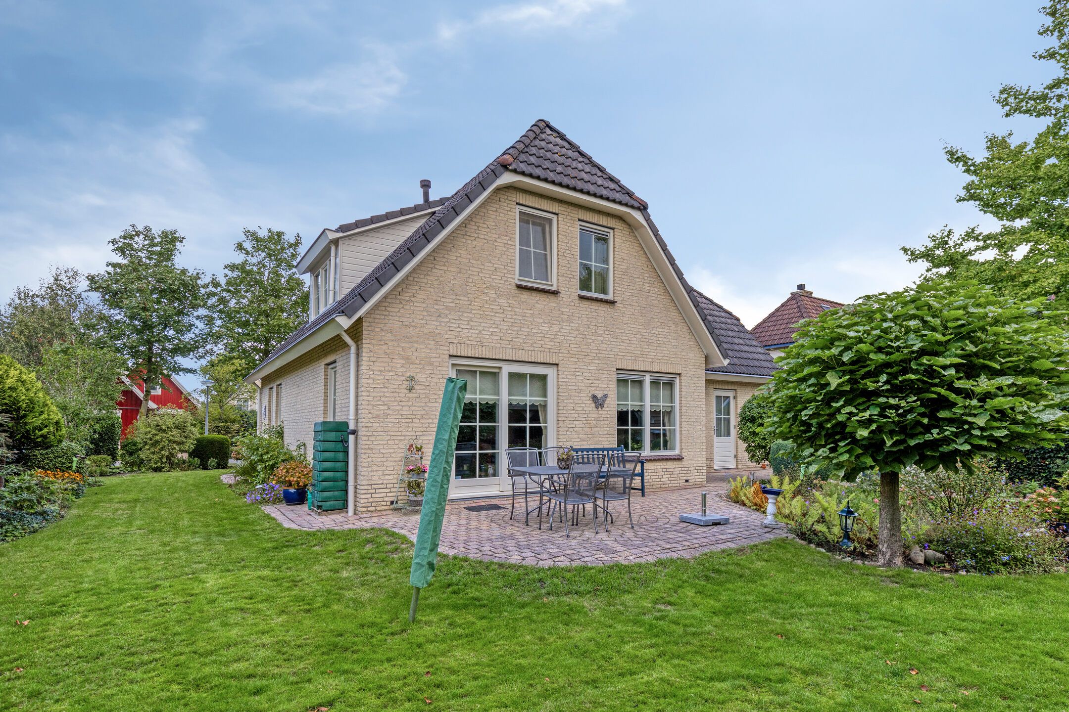 Photo 33 of Ananasstraat 6