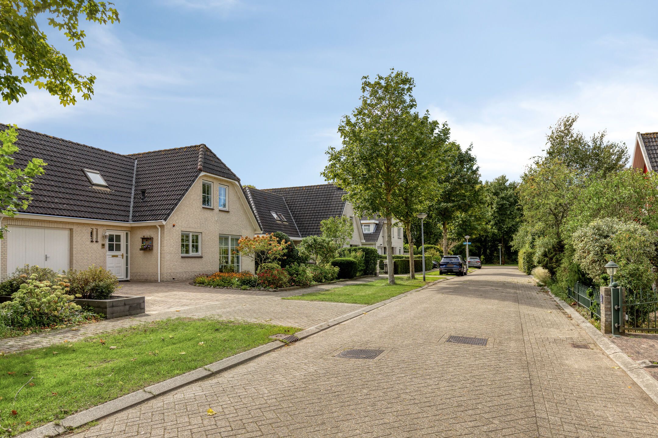 Photo 36 of Ananasstraat 6