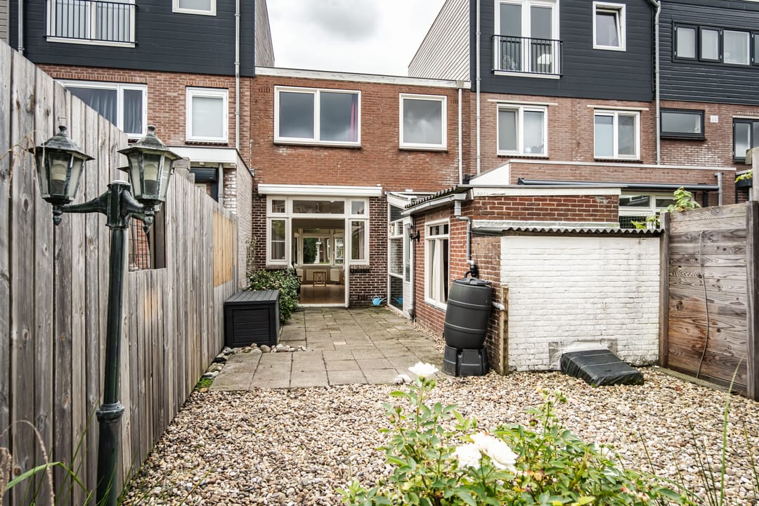 Photo 16 of Van 't Hoffstraat 103