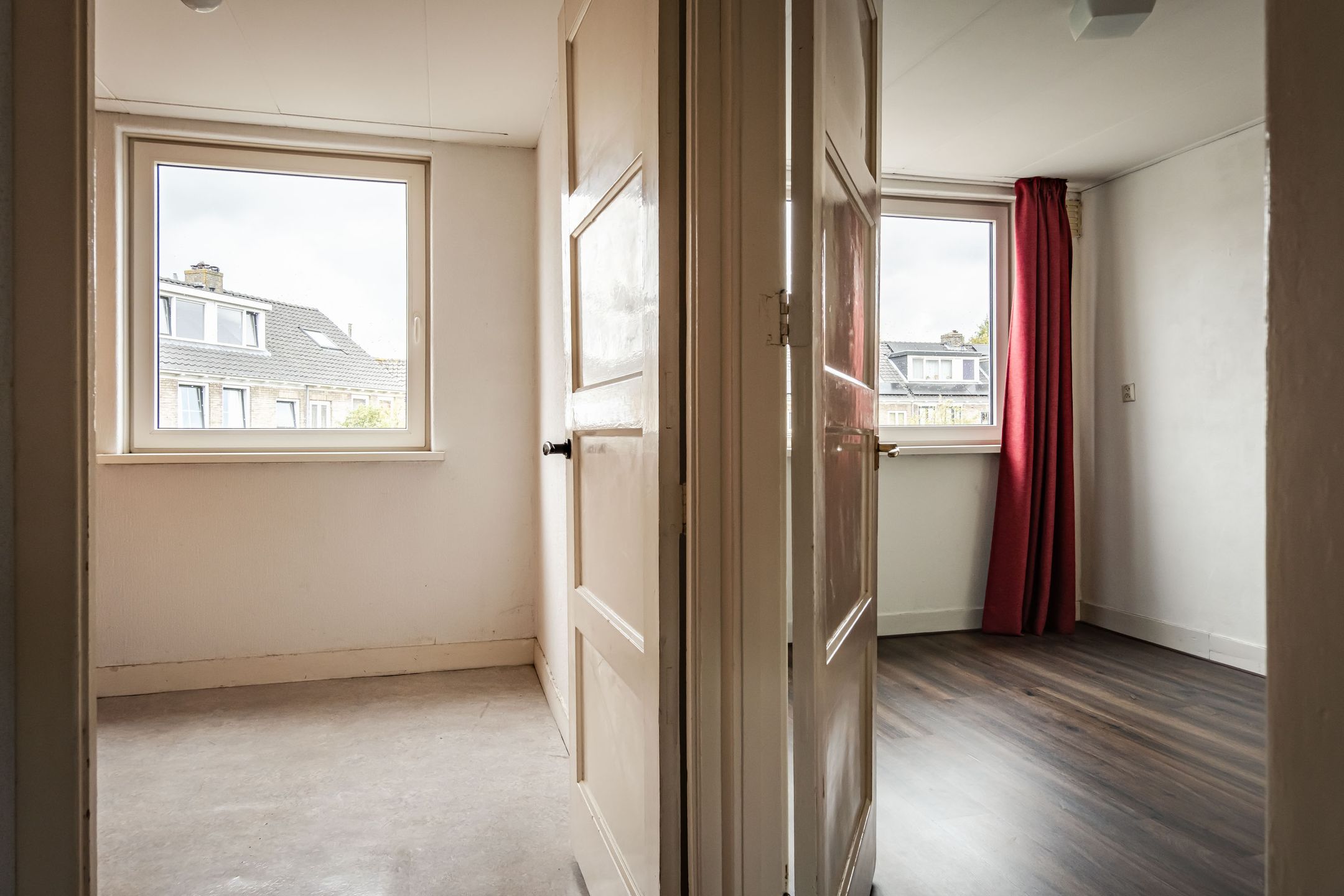 Photo 18 of Van 't Hoffstraat 103