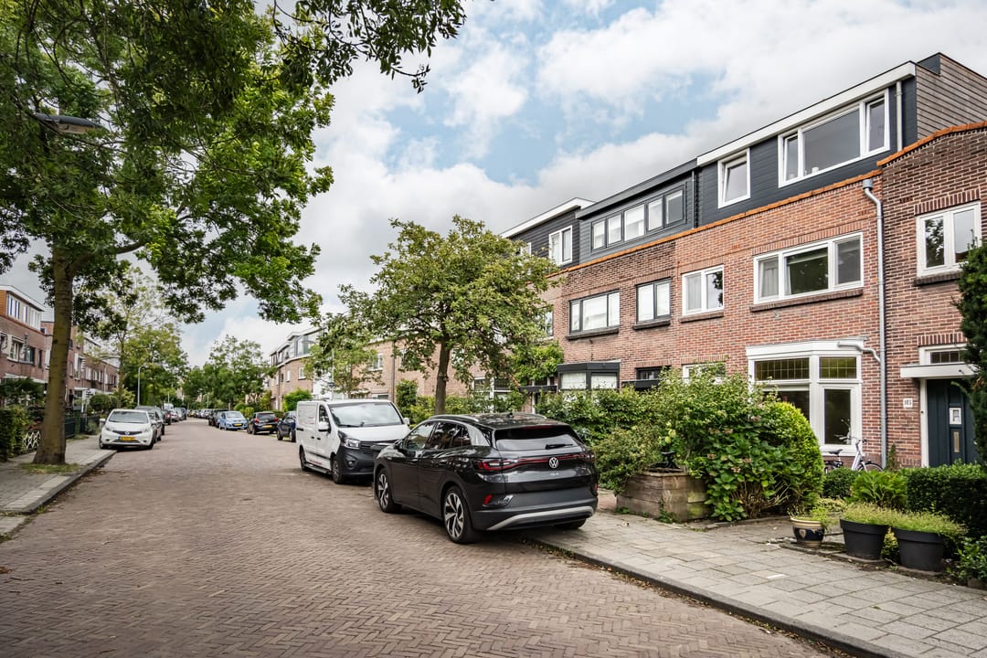 Photo 32 of Van 't Hoffstraat 103