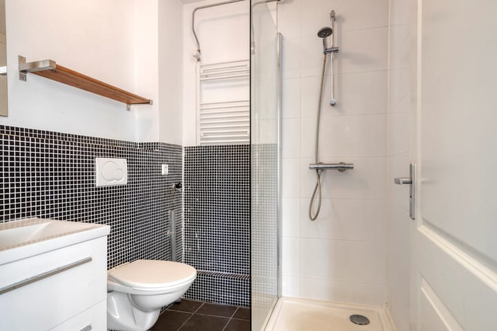 Photo 4 of Julianaweg 204-BS