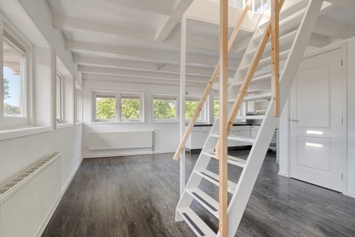 Photo 16 of Julianaweg 204-BS