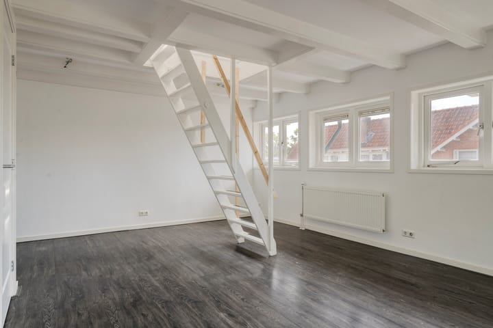 Photo 21 of Julianaweg 204-BS