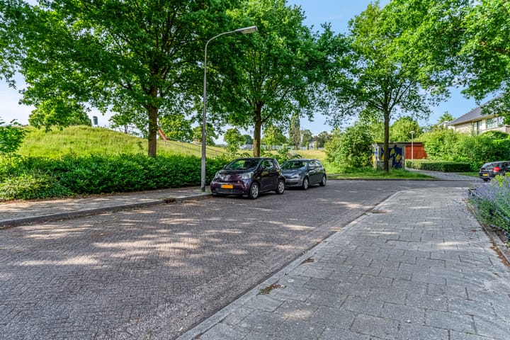 Foto 33 van Caesarstraat 8