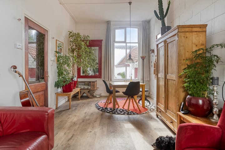 Foto 12 van Brugweg 19