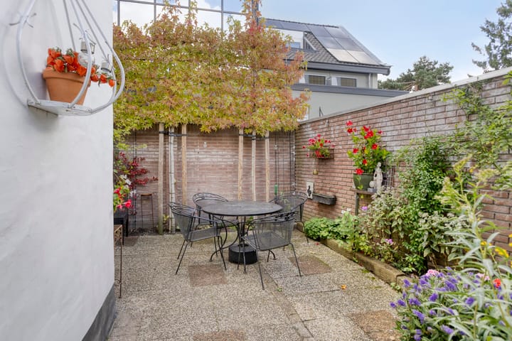 Foto 43 van Brugweg 19