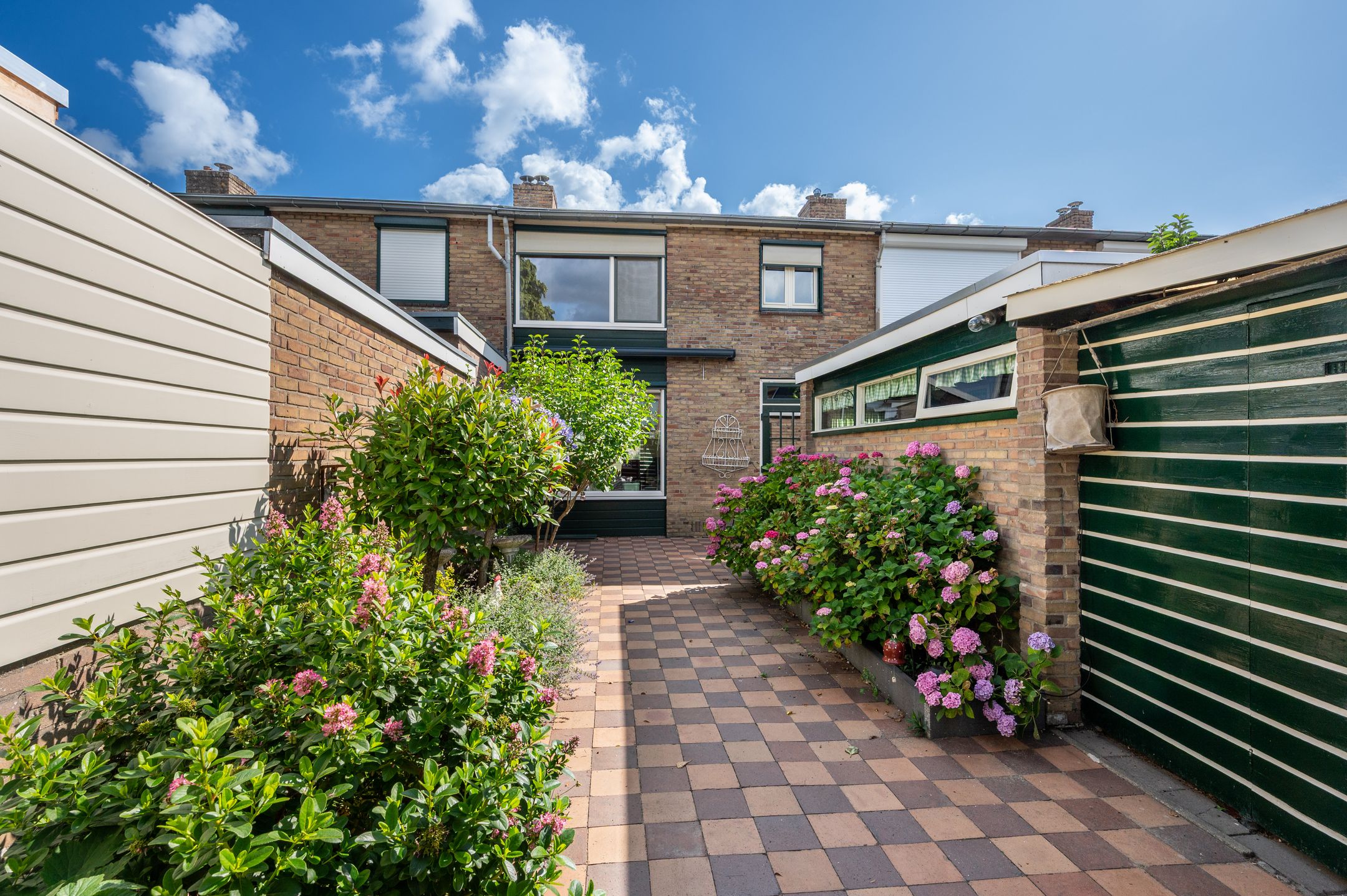 Foto 21 van Mangaanstraat 10