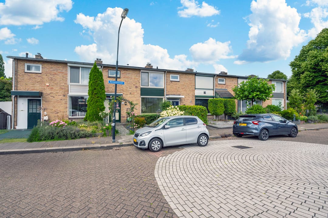 Foto 26 van Mangaanstraat 10