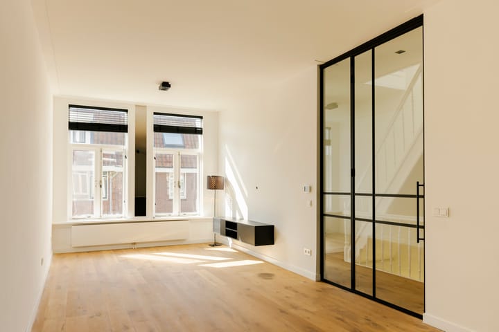 Photo 8 of Wouwermanstraat 29-RD