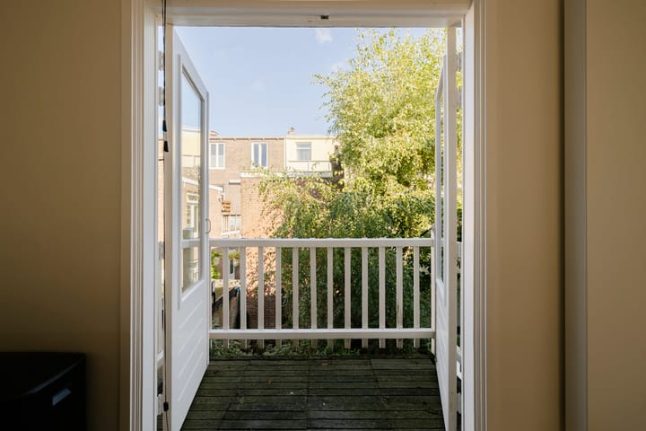 Photo 19 of Wouwermanstraat 29-RD