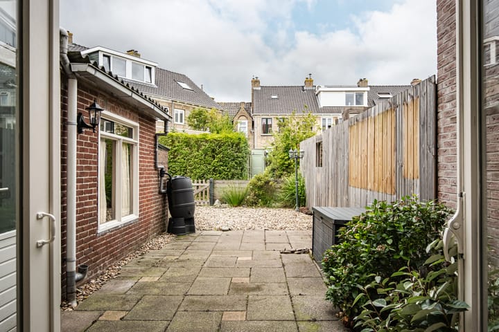 Foto 4 van Van 't Hoffstraat 103