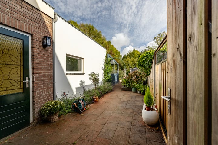 Foto 30 van Hoogvlietsekerkweg 64