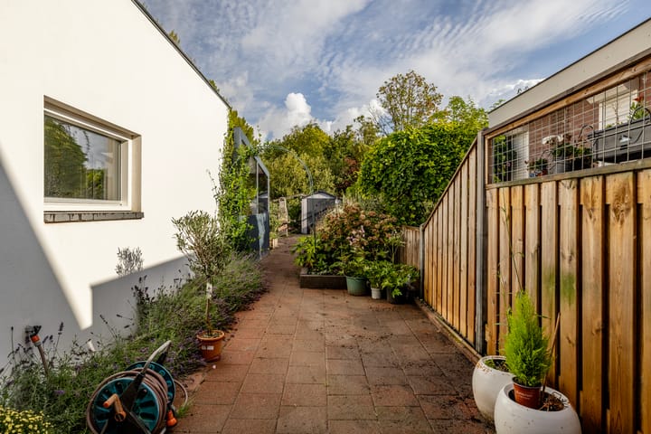 Foto 31 van Hoogvlietsekerkweg 64