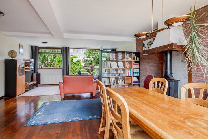 Photo 9 of Meidoornlaan 11