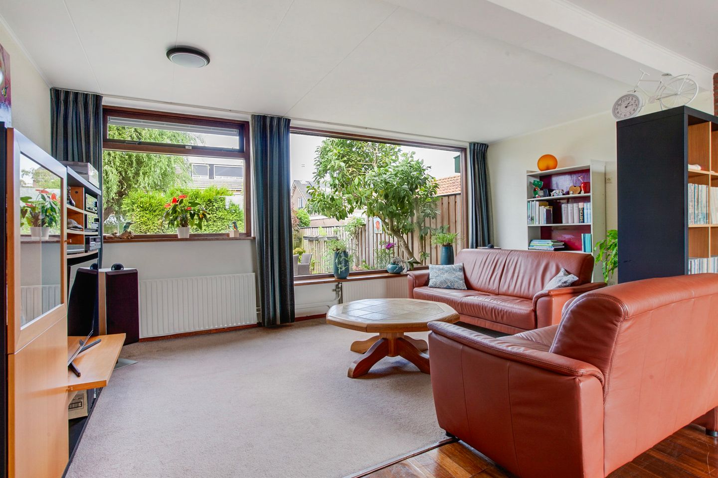 Foto 10 van Meidoornlaan 11