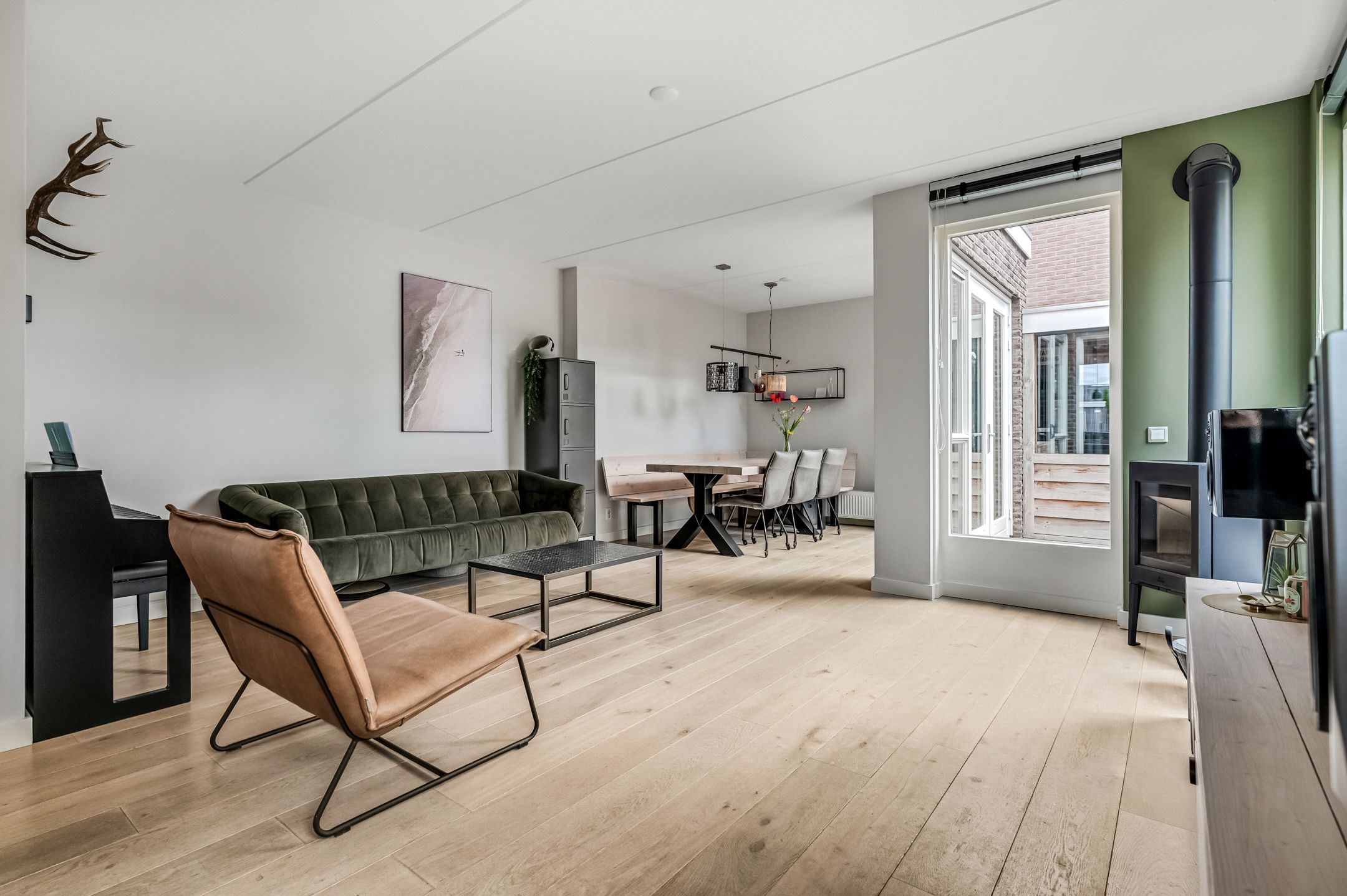 Foto 3 van Van Neslaan 10