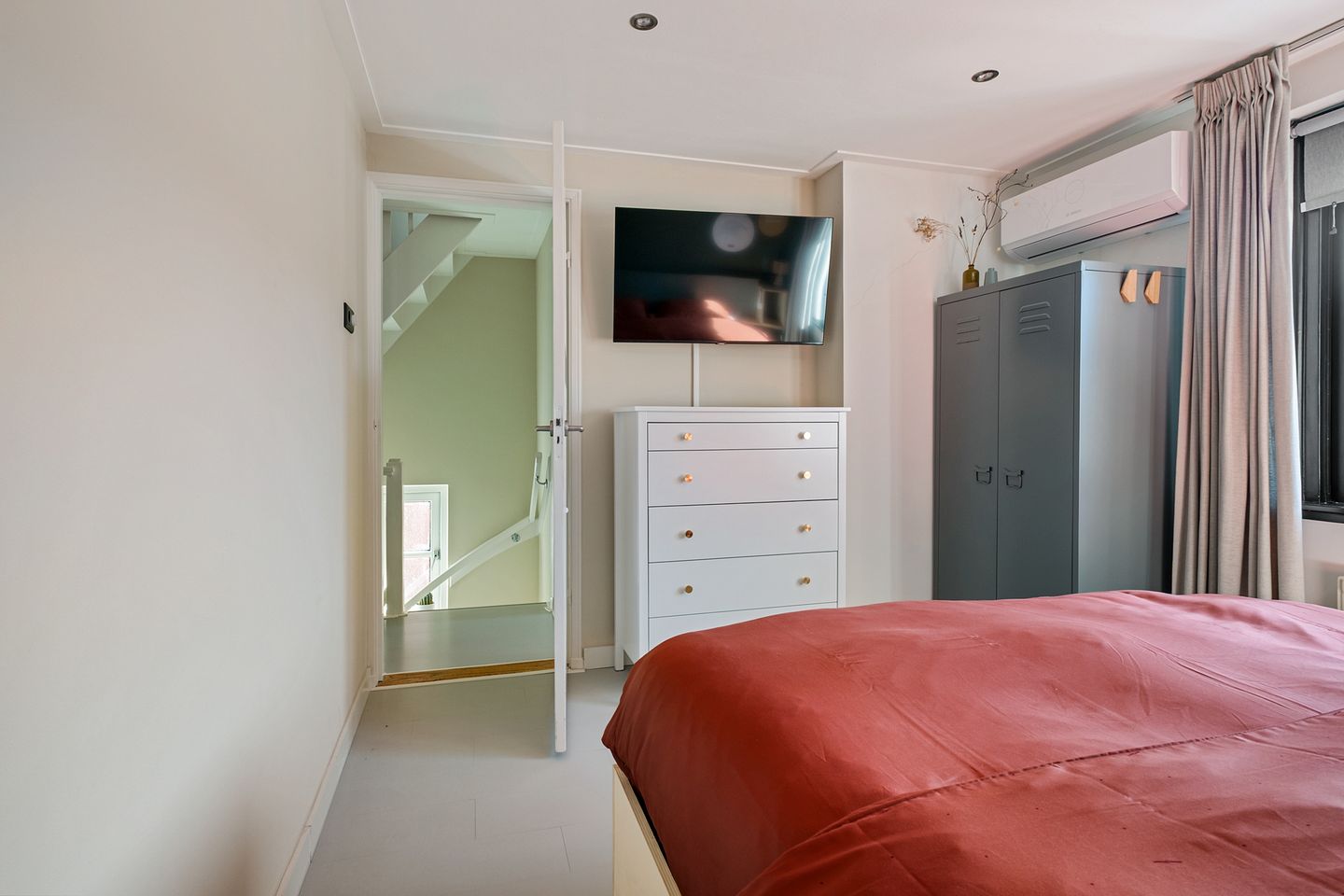 Foto 34 van Laaresstraat 68