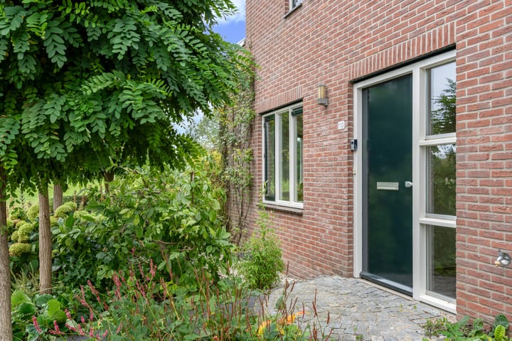 Foto 8 van Waterviolier 110