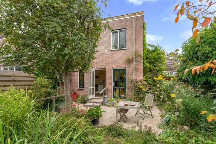 Foto 24 van Waterviolier 110