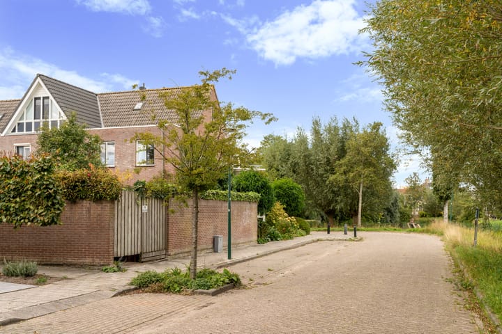 Foto 40 van Waterviolier 110