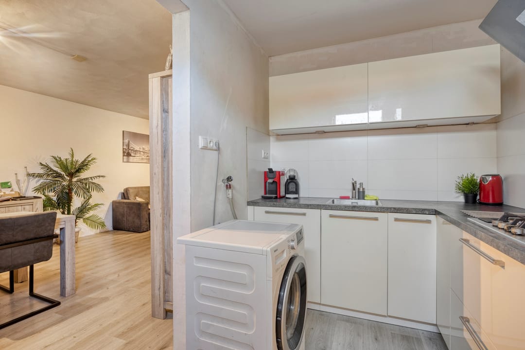 Photo 11 of Iman van den Boschstraat 36