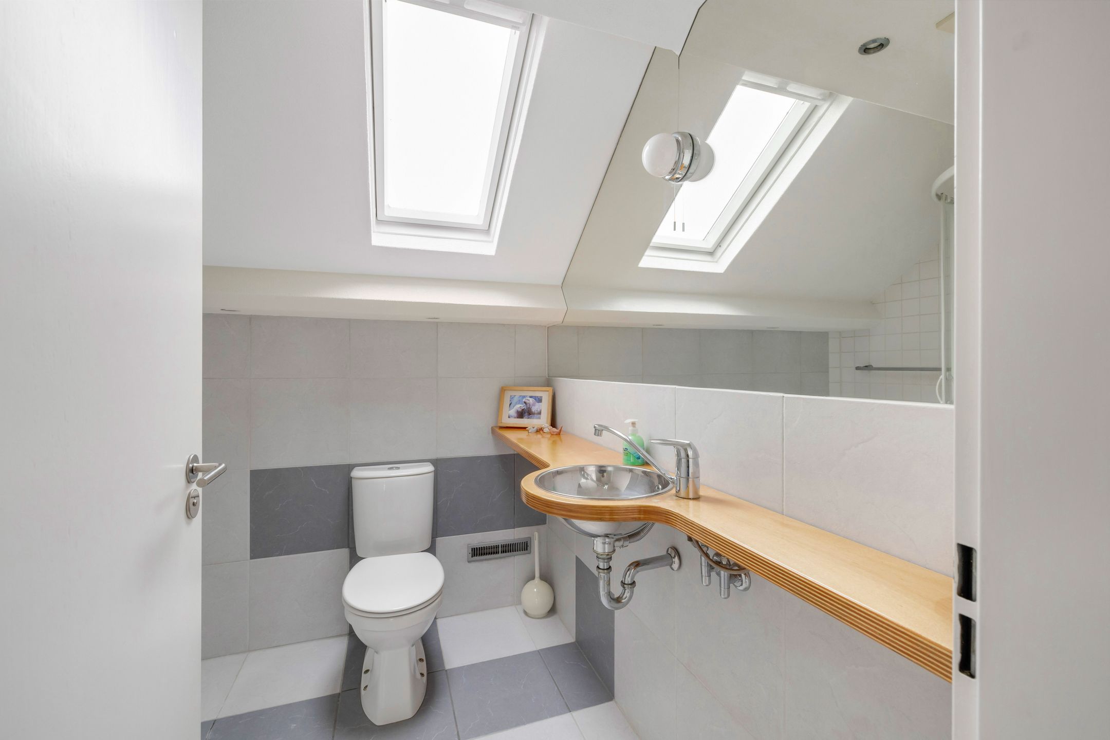 Foto 33 van Meeuwenlaan 9