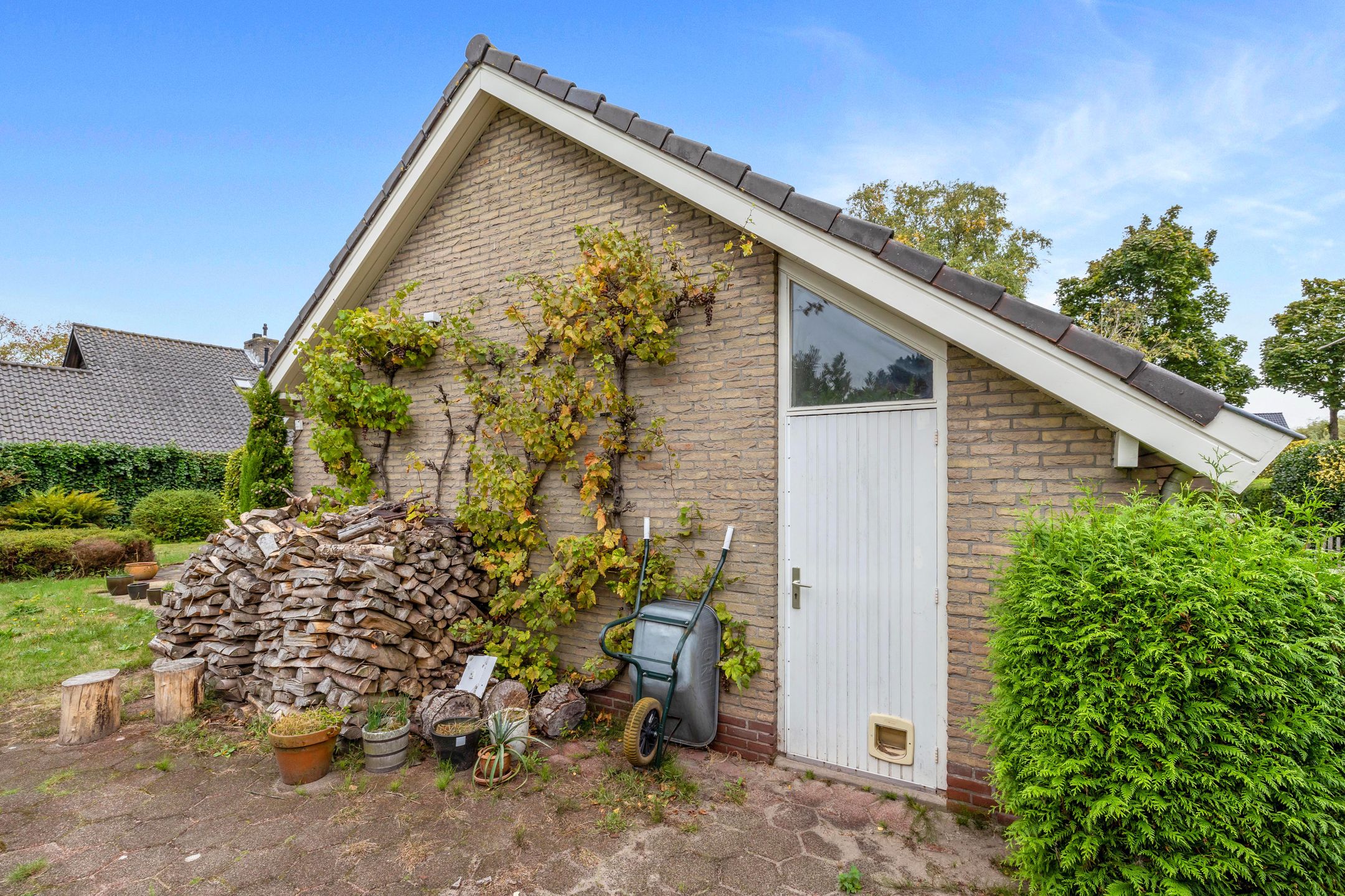 Foto 39 van Meeuwenlaan 9