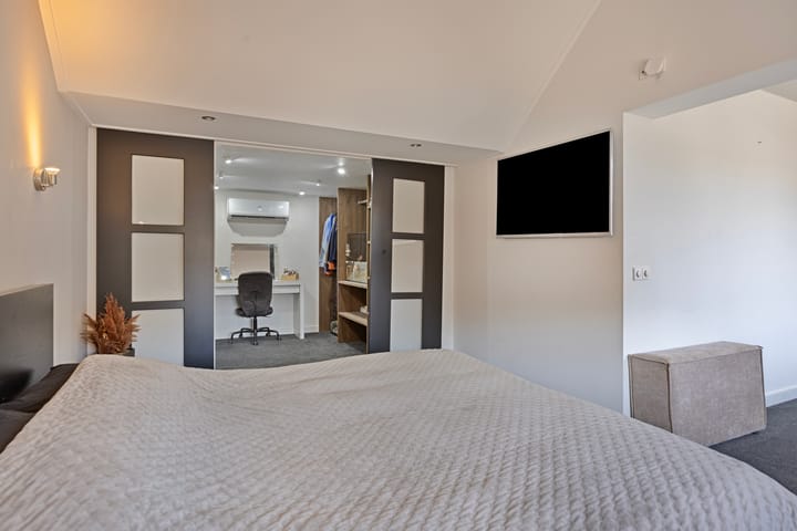 Foto 16 van Dr. Willemsstraat 25