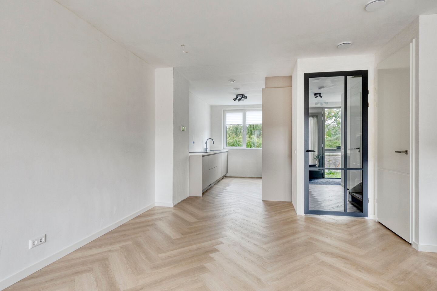 Foto 5 van Meerkreuk 1-A